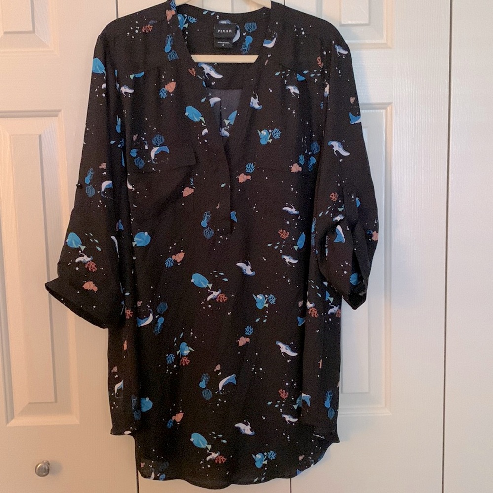 Pixar/Torrid Adorable Finding Nemo Harper Lightweight Blouse, Sz 2